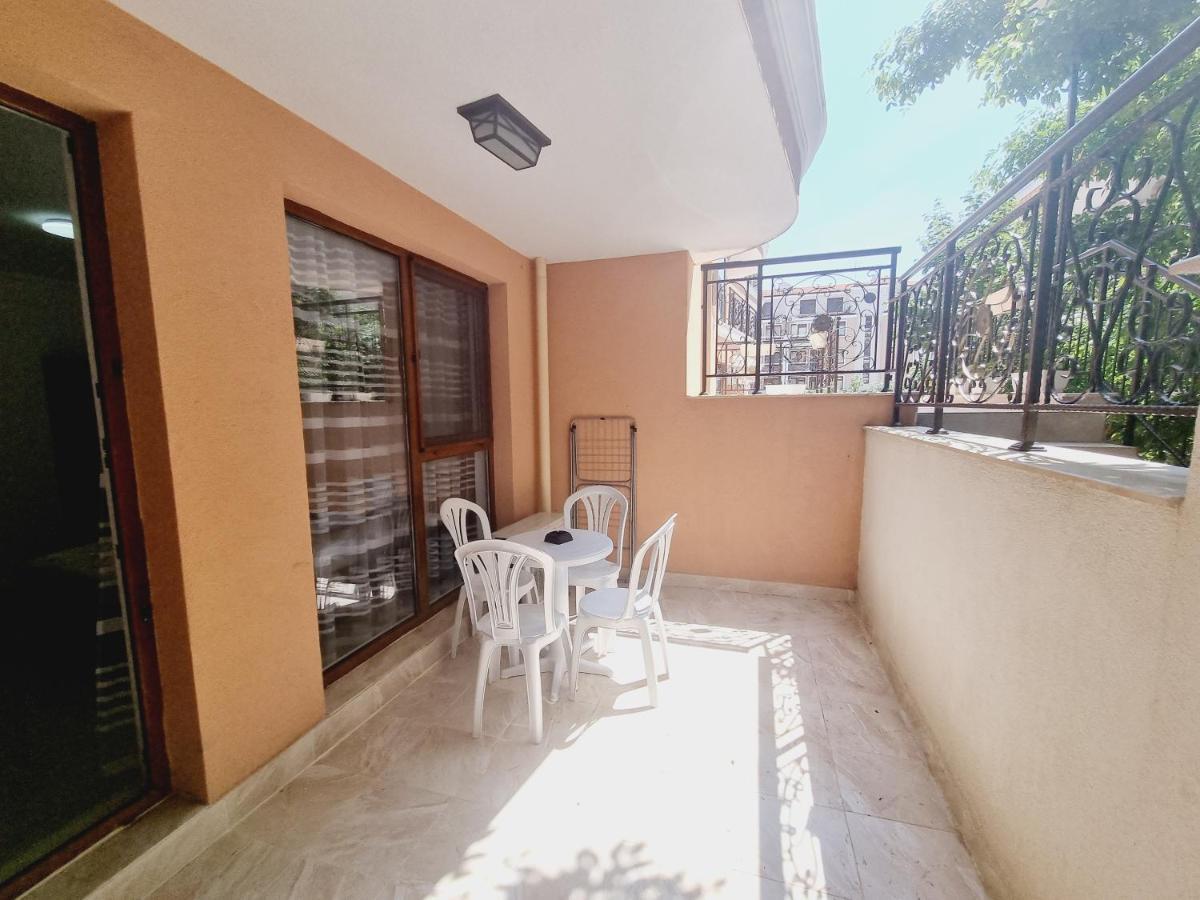 Fenix Apart Complex Sveti Vlas Exterior photo