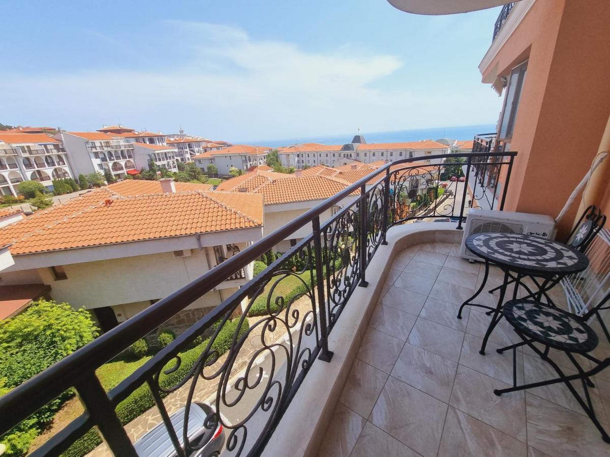 Fenix Apart Complex Sveti Vlas Exterior photo
